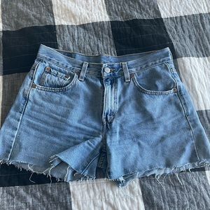 Levi Jean Shorts